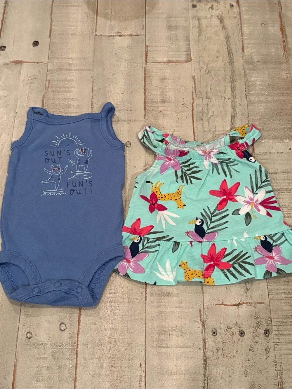 Carter’s 6 Piece Newborn Baby Girl Bundle